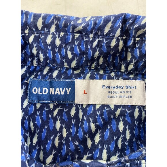 Old Navy Built-In Flex Mens Button Up Everyday Shirt Large Blue Fish Print - Picture 2 of 11